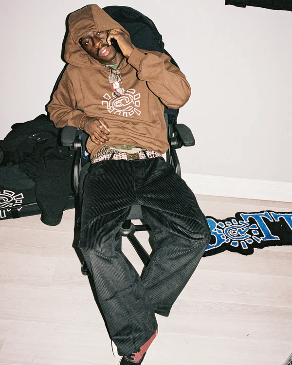Always Do What You Should Do - Scribble @Sun Hoodie Brown - Image 3