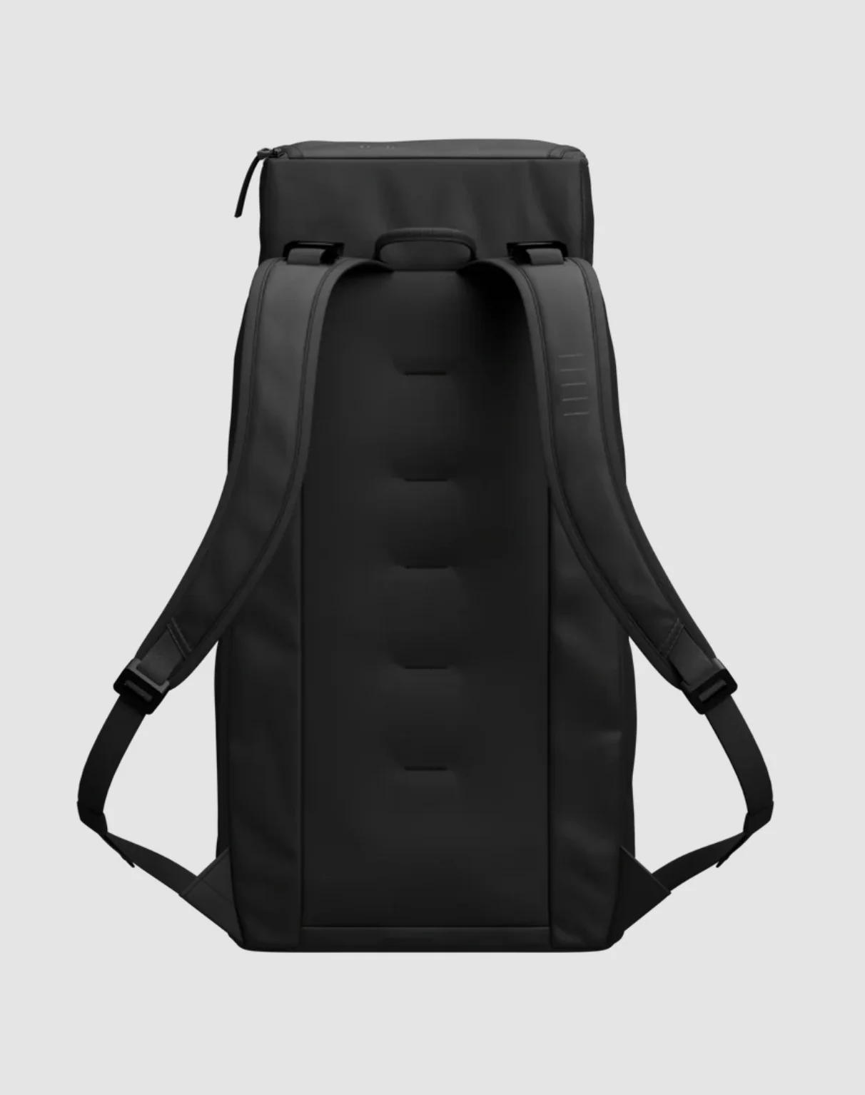 Db Journey - Hugger Backpack 30 L Black - Image 4
