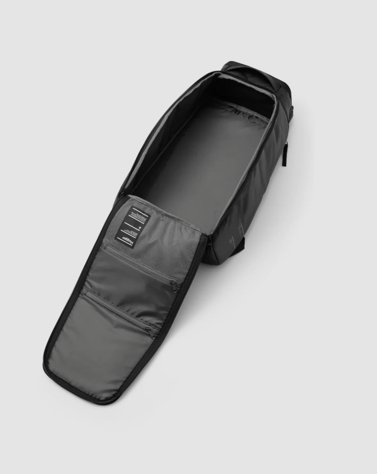 Db Journey - Hugger Backpack 30 L Black - Image 8