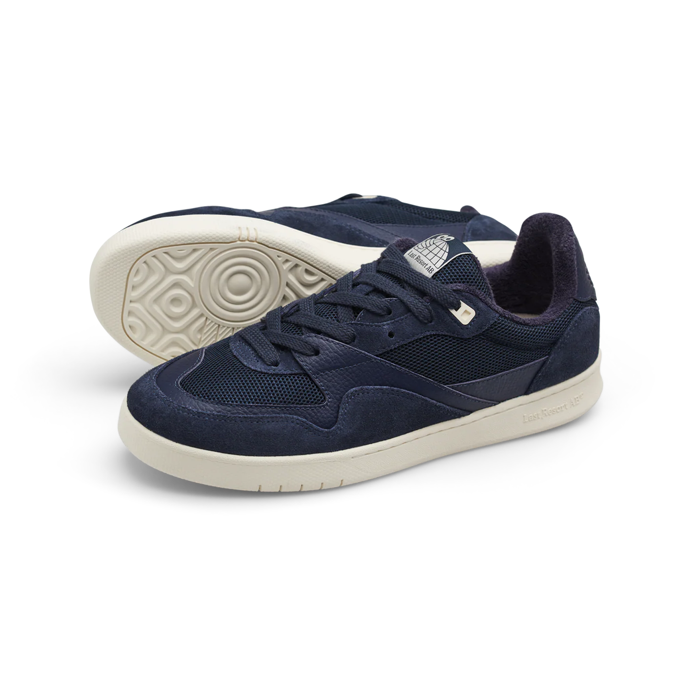Last Resort AB - CM002 Lo Dark Navy/White - Image 2
