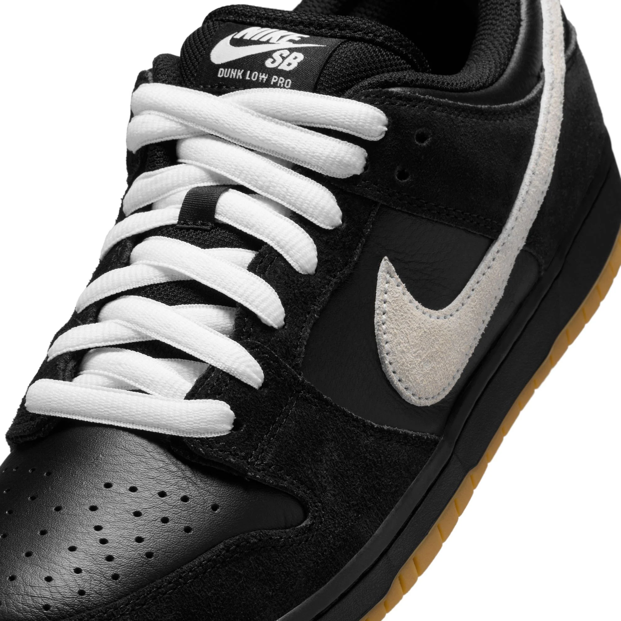 Nike SB - Dunk Low Pro Black / White / Black - Gum - Image 7