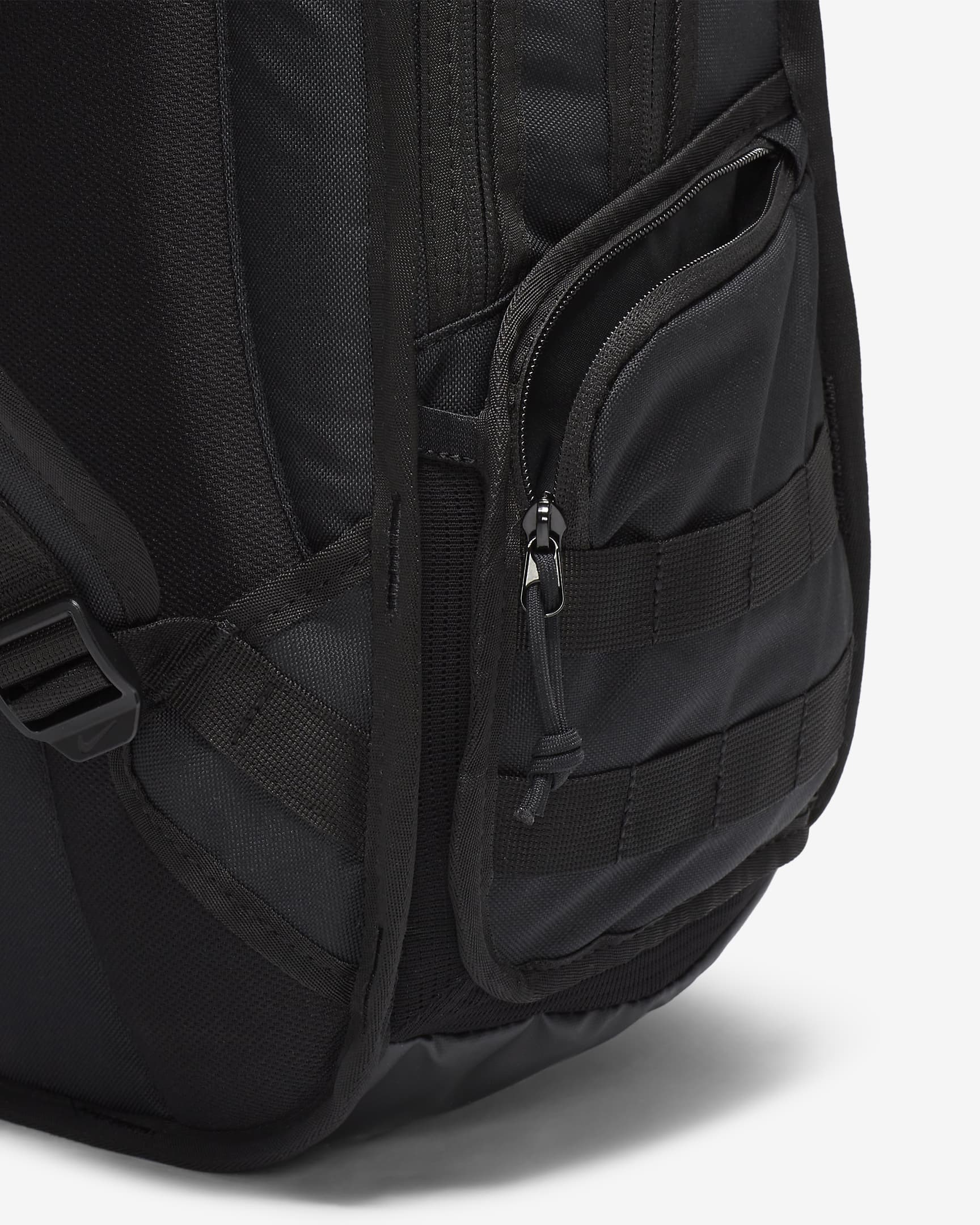 Nike SB - RPM Backpack (26L) Black / White - Image 11