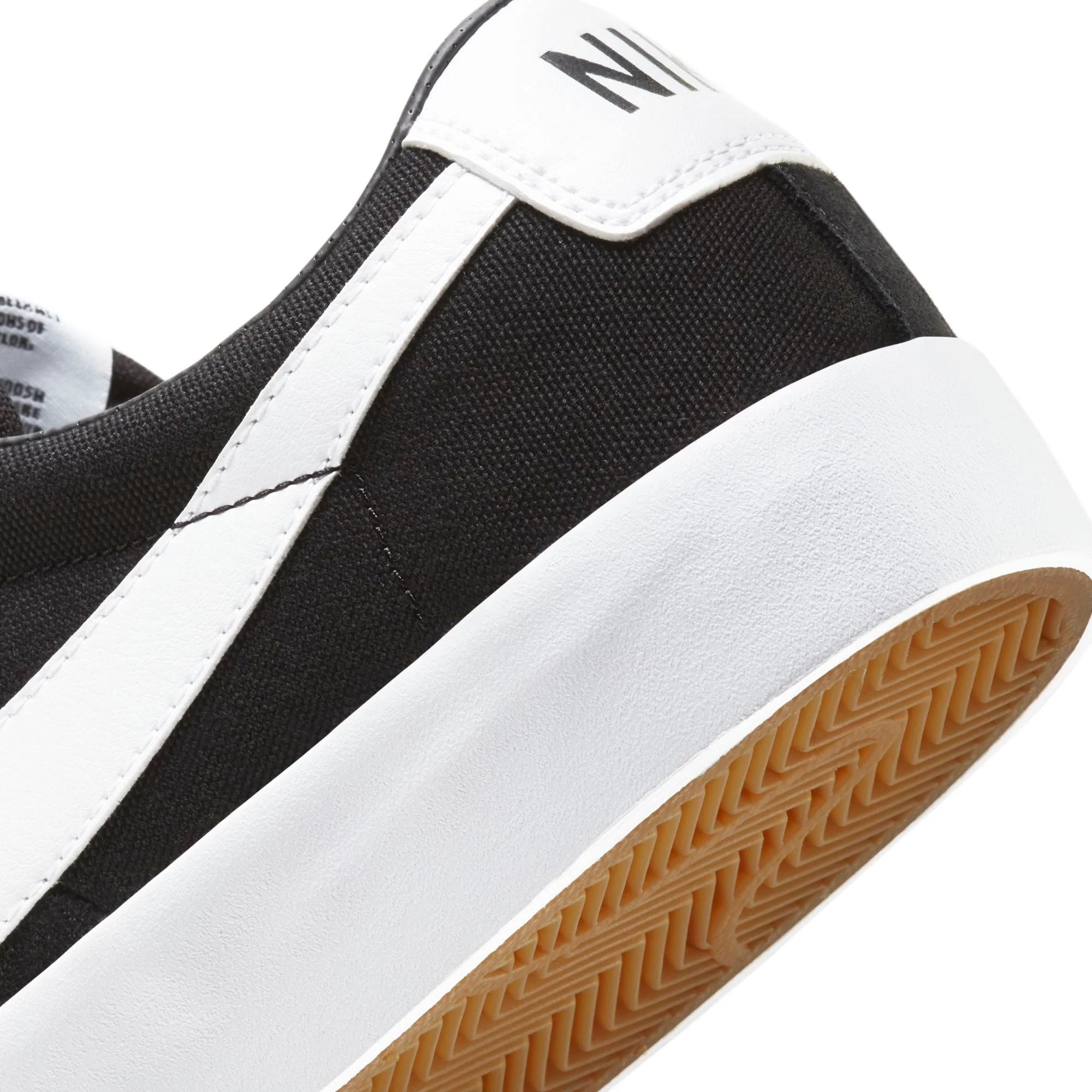 Nike SB - Zoom Blazer Low Pro GT Black/White - Image 6