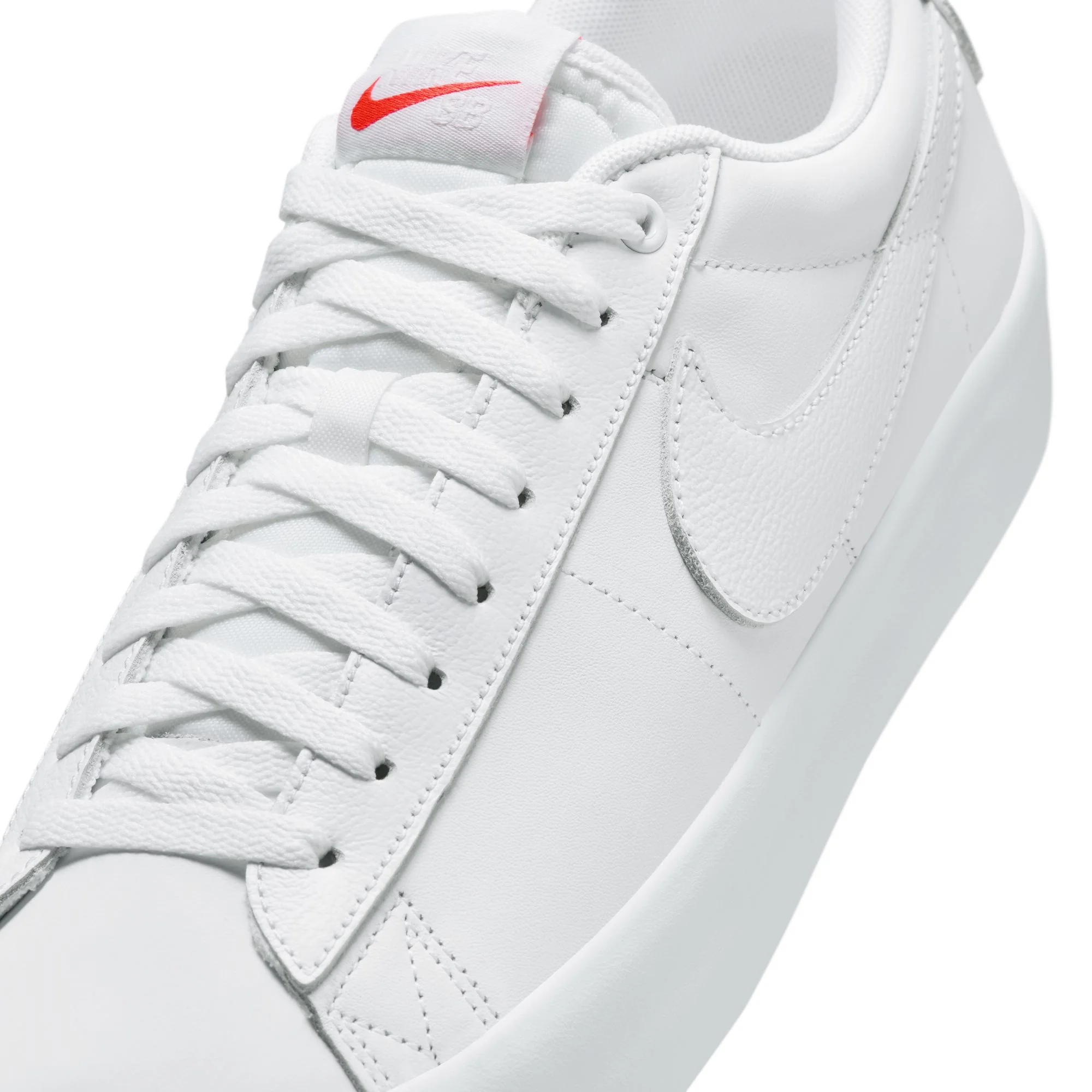 Nike SB - Zoom Blazer Low Pro GT White/White - Image 8